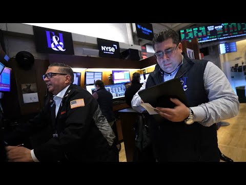 S&amp;P dips but posts biggest weekly gain of year | REUTERS