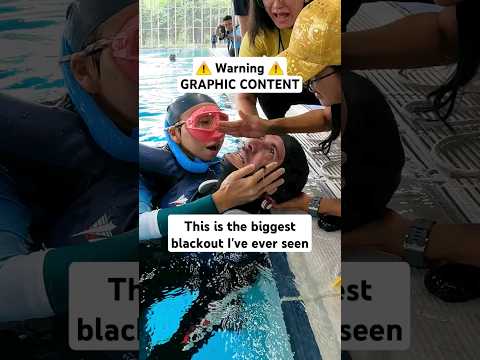 ⚠️ GRAPHIC ⚠️ FREEDIVING ACCIDENT! 😵💦 #freediving #freediver #extremesports #shorts