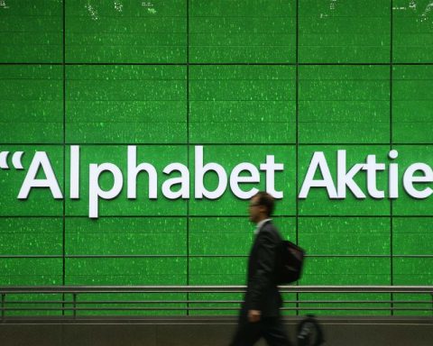 The Undeniable Appeal of ‘Alphabet Aktie’: Why Investors Are Buzzing The Undeniable Appeal of ‘Alphabet Aktie’: Why Investors Are Buzzing
